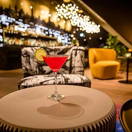 Hotel One