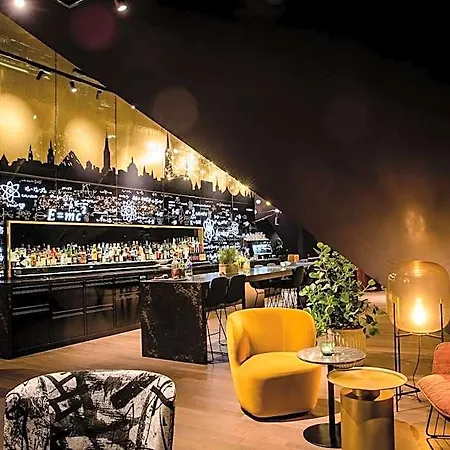 Hotel One 3*
